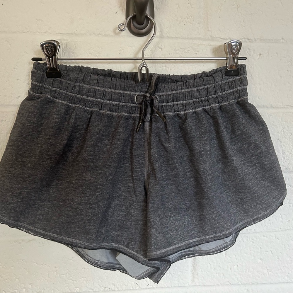 Lululemon shorts 6